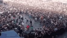 Mosh pit gif bad - miloonestop