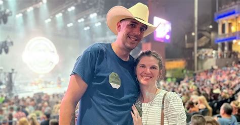 jlg jlgontour jlg industries