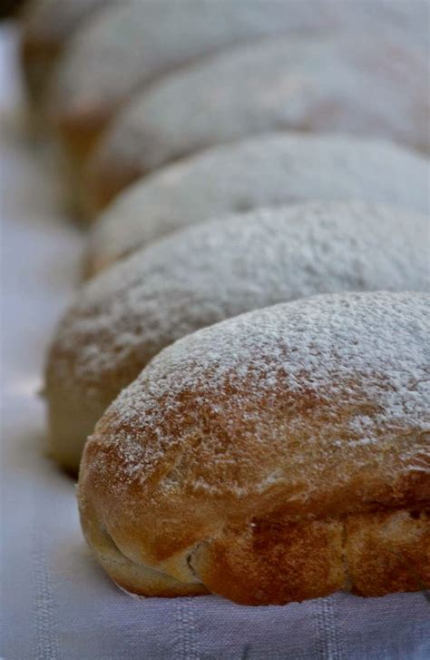 Beautiful Girlhood: Portuguese Potato Bread Rolls