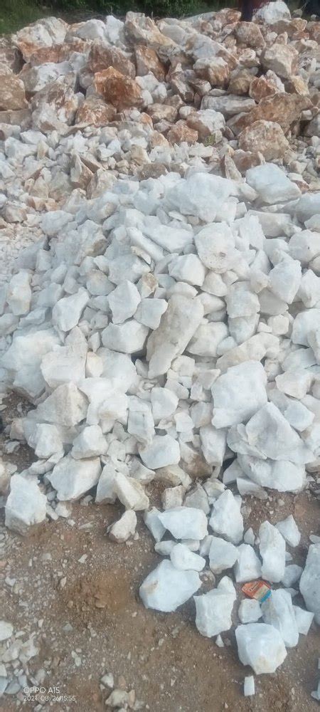 A Grade Quartz Lumps Snow White At Rs 800 Tonne Semi Quartz Lumps In