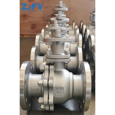 Pn16 DN80 CF8 Stainless Steel Flange Thermal Insulation Ball Valve