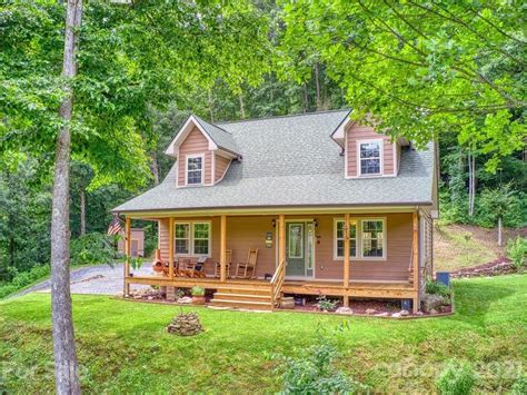 Page 2 | Clyde, NC Real Estate - Clyde Homes for Sale | realtor.com®