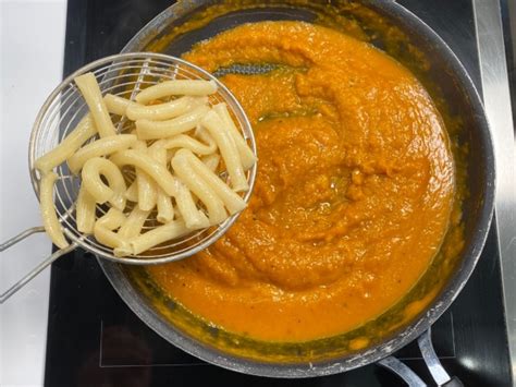 Ricetta Maccheroni Alla Crema Di Zucca E Gamberi Flamb La Ricetta Di