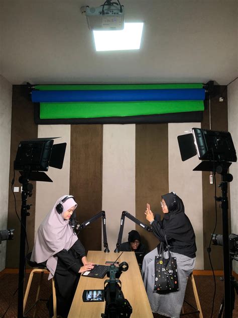 Podcast Sekolah Vokasi Universitas Diponegoro