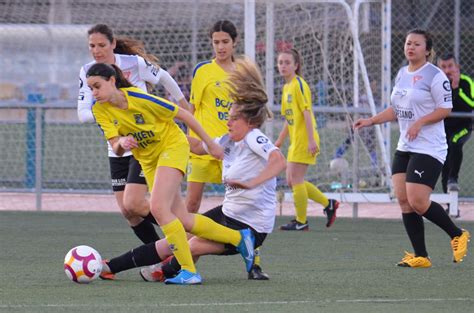 El S Nior Femenino Y El Juvenil De F Tbol Sala Pegan Fuerte En El Yecla Cf