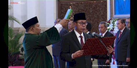 Di Hadapan Presiden Jokowi Nawawi Pomolango Ucapkan Sumpah Jabatan