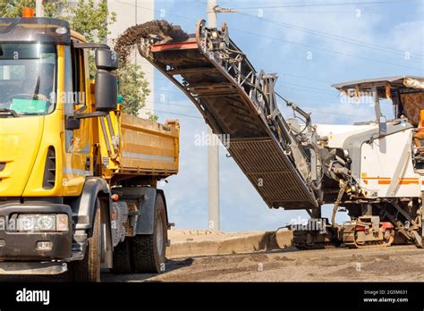 Machine For Removing Asphalt Hi Res Stock Photography And Images Alamy