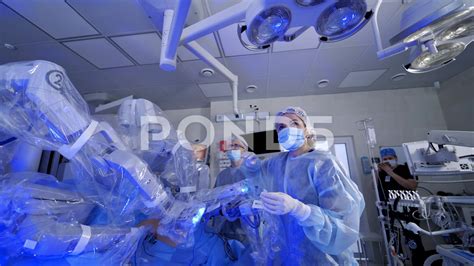 Modern Surgical System Medical Robot Minimally Invasive Robotic Surgery