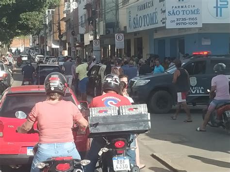 A Gazeta Homem Morto Em Farmácia De Afonso Cláudio Estava Armado