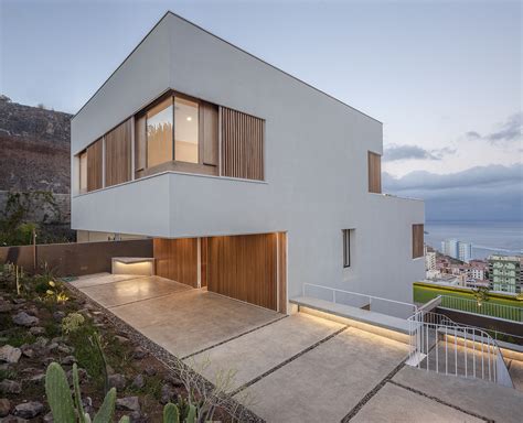 Chris House By Equipo Olivares Arquitectos In Tenerife Spain