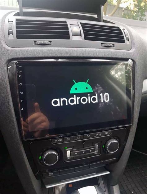 Skoda Laura Octavia Aftermarket Radio Upgrade