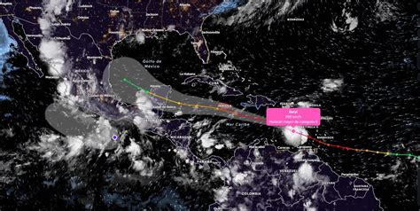 Beryl es huracán categoría cinco y mantiene su ruta hacia la península