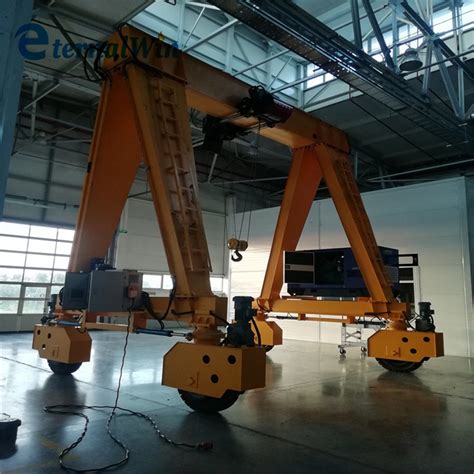 Ton Ton Ton Workshop Trackless Rubber Tyre Mobile Gantry Crane