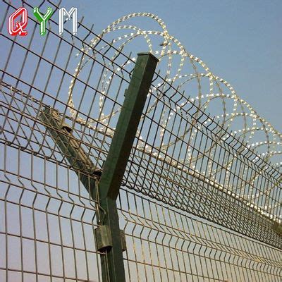 Welded Mesh Airport Fence Security Prison Wire Mesh Fence With Razor