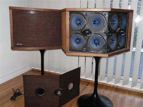 Vintage BOSE 901 Series III Speakers W Original Stands For Sale