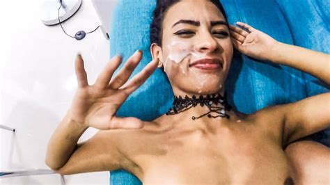 Fofa Latina Facial Depois De Mostrar Habilidades Para Modelar Agente XHamster