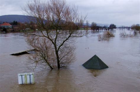 Gwałtowne zjawiska pogodowe przypominają nam o ryzykach klimatycznych