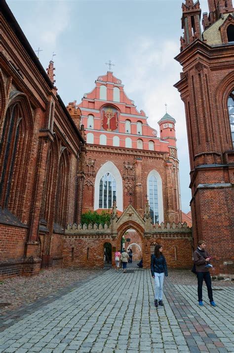 Katholische Kirche Von St Anne Und Katholische Kirche Von Bernardine