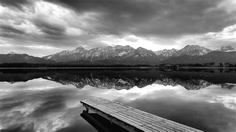 monochromatic landscape photography
