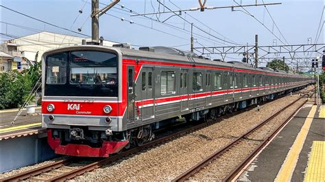 Kumpulan KRL Commuter Line Di Stasiun Depok Tokyu 8500 TM 6000 JR