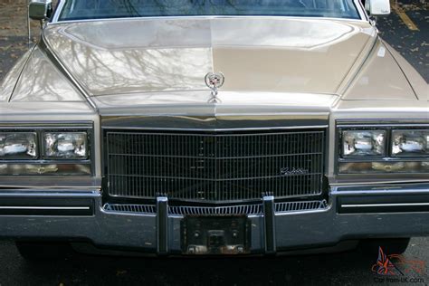 1985 CADILLAC FLEETWOOD BROUGHAM 49000 ORIGINAL ONE OWNER MILES