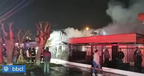 Un muerto y una persona grave deja incendio que afectó a vivienda en la