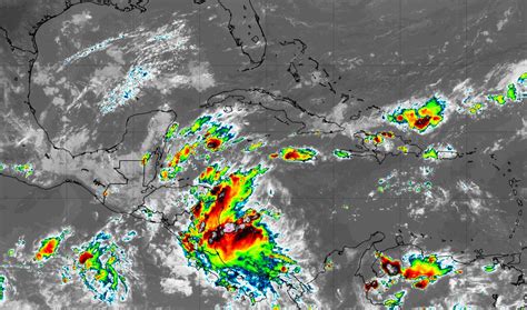 LLUVIAS INTENSAS AMENAZAN A CAMPECHE POR DOS ONDAS TROPICALES Tribuna