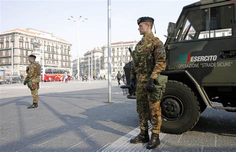 Operazione Strade Sicure Due Borseggiatori Arrestati Grazie All