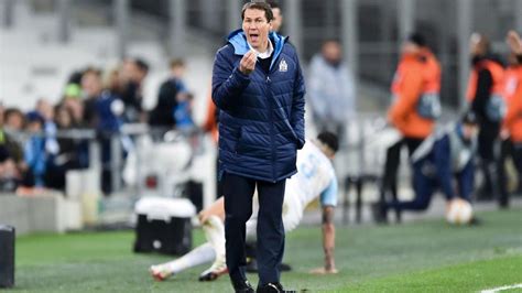 Mercato OM Rudi Garcia répond aux supporters pour son avenir