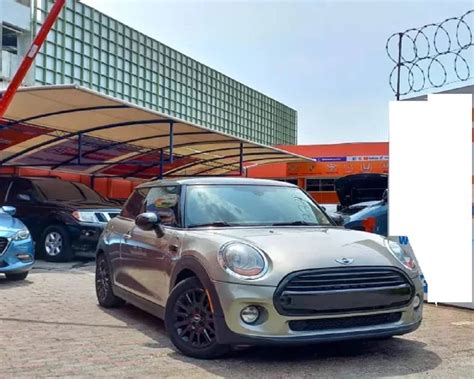 Se Vende Mini Cooper Mecanico Año 2017 2 Puertas Venta de Carros en