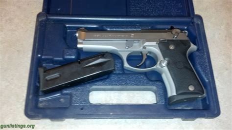 Pistols Beretta 96c