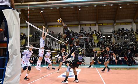 Volley Calendario Gara Semifinali Playoff Superlega Programma