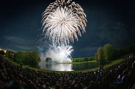 Rhein In Flammen In Bonn Neuer Veranstalter Mit Neuem Konzept