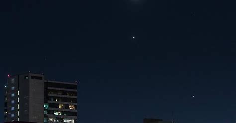 Conjunción De La Luna Venus Y Jupiter Desde Mi Azotea Cdmx Imgur