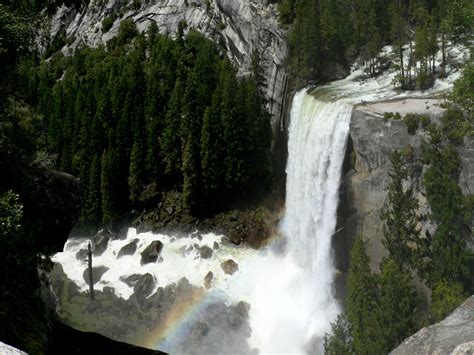 Yosemite National Park For A Summer Vacation