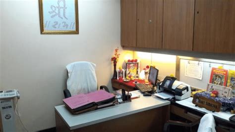 7 Holistically Maintained Doctor S Consultation Room A Clearly