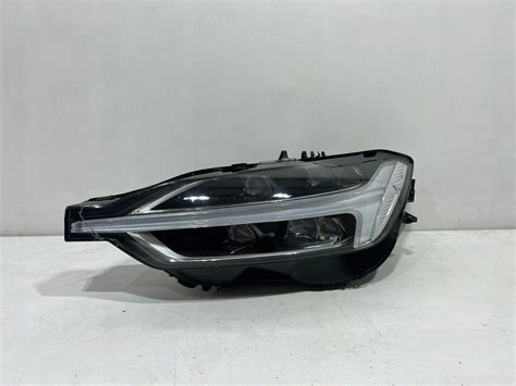 VOLVO XC60 II 2 LAMPA LEWA PRZÓD FULL LED 32133548 32133548 za 472 50