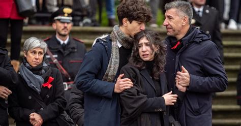 Giulia Cecchettin Le Strazianti Parole Della Zia Durante Il Funerale