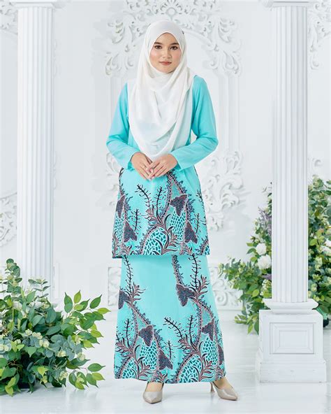 Baju Kurung Moden Batik Sultanah Antartika Aqua Blue The Sultanah