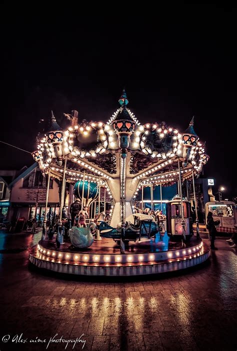 The carousel at night 3000X6000 : ExposurePorn