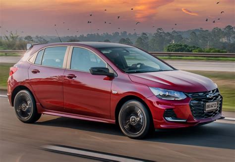 Chevrolet Onix Chega Mais Caro E Se Aproxima Dos R Mil