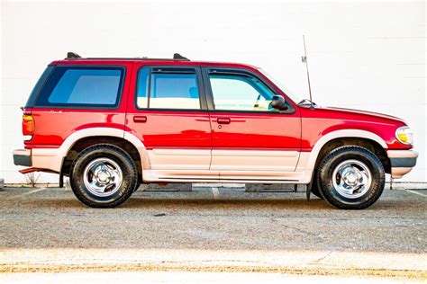 1995 Ford Explorer Eddie Bauer With 31k Miles Up For Auction