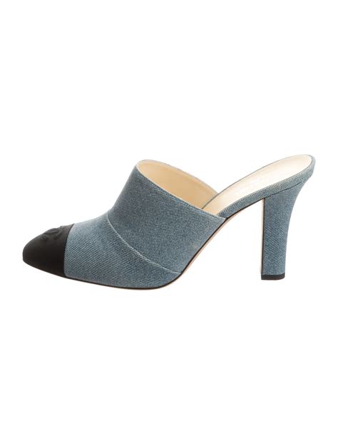 Chanel 2017 Cc Denim Mules Shoes Cha410386 The Realreal