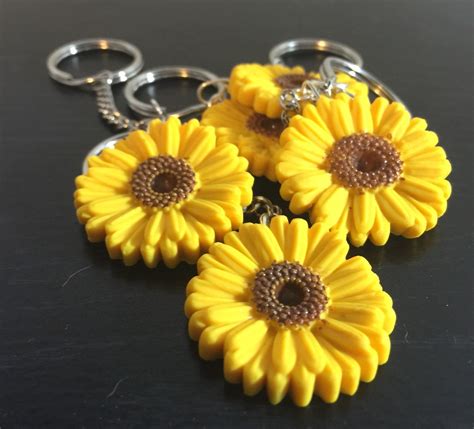 Sunflower Keychain By Dacreationz On Etsy