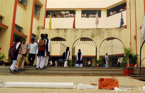 View Patna Kendriya Vidyalaya Bailey Road Campus Turns Into A War Zone