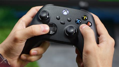 8 Best Controllers For Xbox Series Xs Ranked