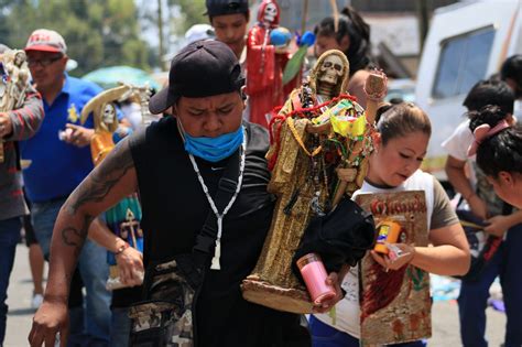 Santa Muerte Pese A Pandemia La Festejan En La Morelos Fotos