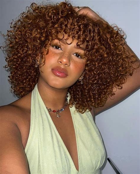 ᴘɪɴᴛᴇʀᴇsᴛ ⋆ ᴊᴏᴜɪʀxʙɪᴛᴄʜ ⌟ Hair Styles Colored Curly Hair Hair Color