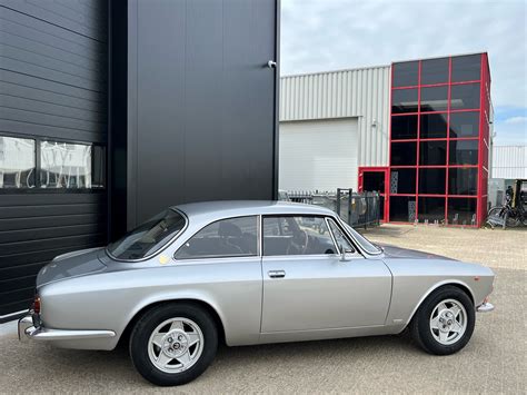 Alfa Romeo Gtv Sold Beautiful Italian Classic And Modern Cars