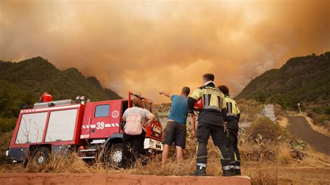 El Incendio De Tenerife Continúan Las Evacuaciones